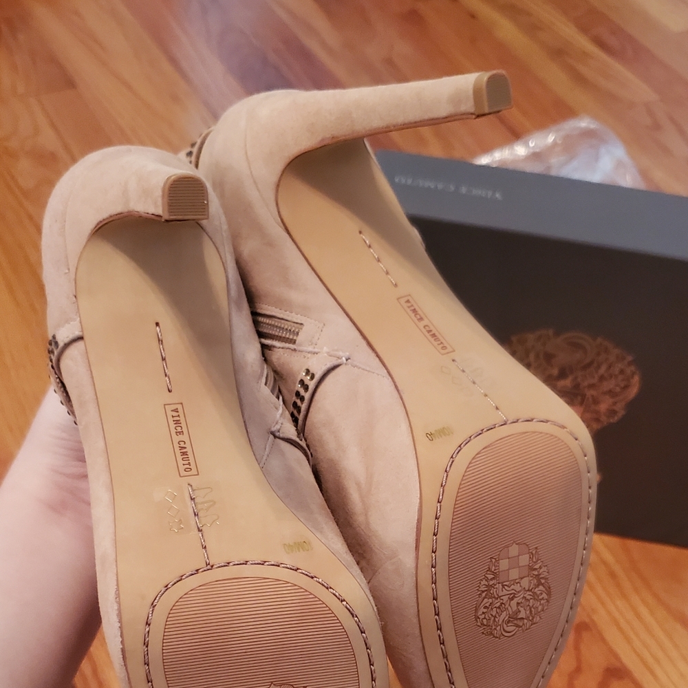 Vince Camuto Alco Suede Dress Booties Bamboo Beige Rhinestone Strap 10 NIB - Picture 8 of 16